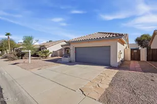 11446 W Clover Way, Avondale, AZ 85392 - Photo 2