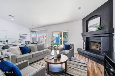 11446 W Clover Way, Avondale, AZ 85392 - Photo 12