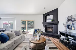 11446 W Clover Way, Avondale, AZ 85392 - Photo 10