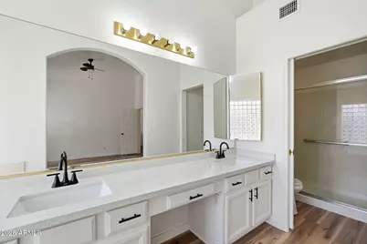 11446 W Clover Way, Avondale, AZ 85392 - Photo 14