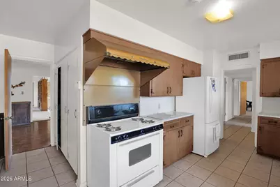 5343 E Verde Lane, Phoenix, AZ 85018 - Photo 8