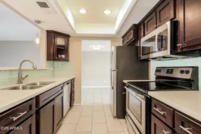 5010 W Kaler Drive, Glendale, AZ 85301 - Photo 8