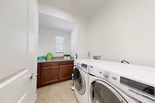 3935 E Rough Rider Rd, Phoenix, AZ 85050 - Photo 30