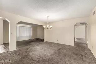 925 W Mendoza Ave, Mesa, AZ 85210 - Photo 8