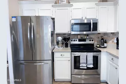 1077 W Olive Avenue, Gilbert, AZ 85233 - Photo 16