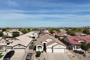 722 W Beth Dr, Phoenix, AZ 85041 - Photo 1