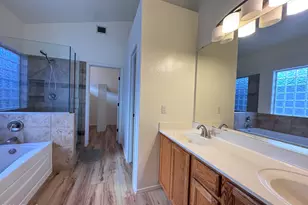 722 W Beth Dr, Phoenix, AZ 85041 - Photo 10