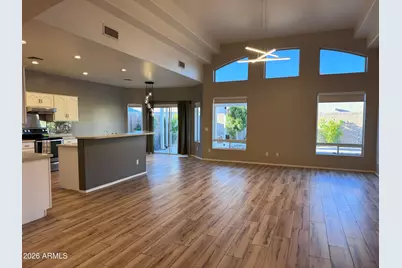 722 W Beth Drive, Phoenix, AZ 85041 - Photo 4