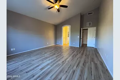 722 W Beth Drive, Phoenix, AZ 85041 - Photo 8