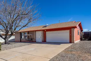 1316 Quail Hollow Dr, Sierra Vista, AZ 85635 - Photo 2