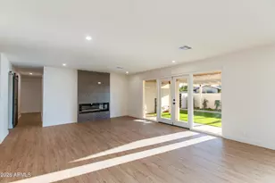 11841 N 24th St, Phoenix, AZ 85028 - Photo 8