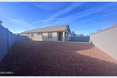 3903 N 101st Drive, Avondale, AZ 85392 - Photo 18