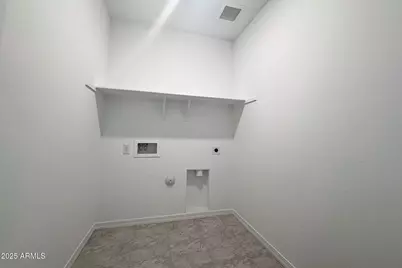 3903 N 101st Drive, Avondale, AZ 85392 - Photo 8