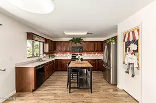 21177 E Creosote Cir, Queen Creek, AZ 85142 - Photo 18