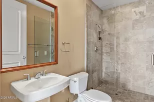 2211 E Camelback Rd, Phoenix, AZ 85016 - Photo 28