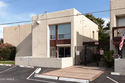 3828 N 32nd Street #104, Phoenix, AZ 85018 - Photo 2