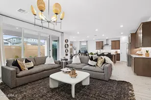 27489 N 69th Ln, Peoria, AZ 85383 - Photo 10