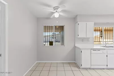 11007 W Thunderbird Boulevard, Sun City, AZ 85351 - Photo 6