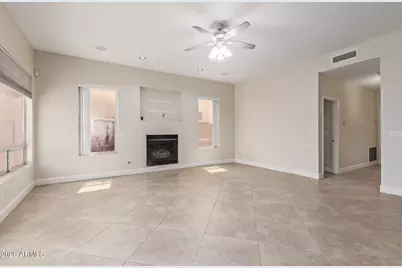 589 N Acacia Drive, Gilbert, AZ 85233 - Photo 10