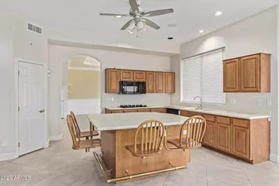 589 N Acacia Drive, Gilbert, AZ 85233 - Photo 6