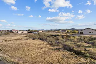 22050 W El Grande Trail, Wickenburg, AZ 85390 - Photo 36