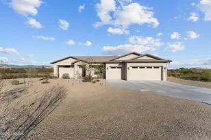 22050 W El Grande Trail, Wickenburg, AZ 85390 - Photo 2