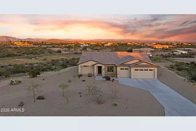 22050 W El Grande Trail, Wickenburg, AZ 85390 - Photo 2