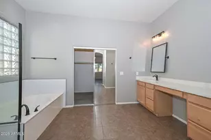 21912 N 104th Ln, Peoria, AZ 85383 - Photo 6