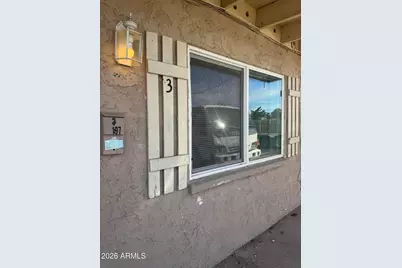 197 W Saragosa Street #Apt 3, Chandler, AZ 85225 - Photo 2