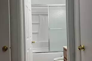 197 W Saragosa St, Chandler, AZ 85225 - Photo 10