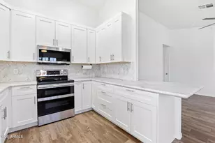 3001 W Matthew Dr, Phoenix, AZ 85027 - Photo 8