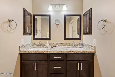 1039 E Montebello Avenue, Phoenix, AZ 85014 - Photo 18