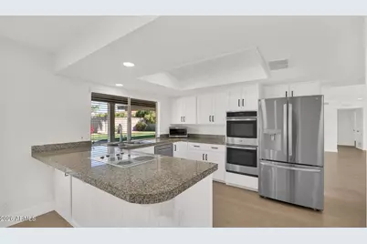 8108 E Del Joya Drive, Scottsdale, AZ 85258 - Photo 8