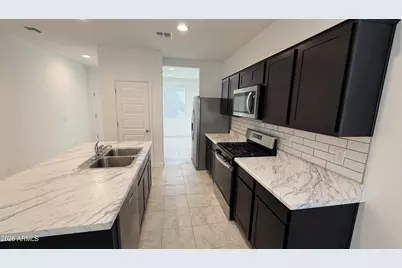 39990 W Sunland Drive, Maricopa, AZ 85138 - Photo 6