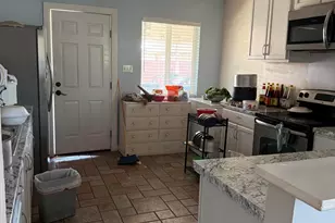 3725 W Keim Dr, Phoenix, AZ 85019 - Photo 6