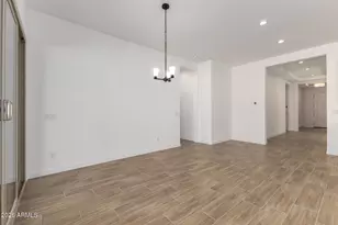 15808 W Desert Hollow Dr, Surprise, AZ 85387 - Photo 10