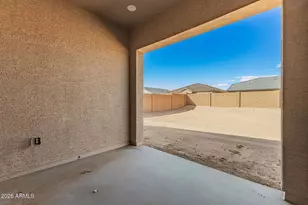 15808 W Desert Hollow Dr, Surprise, AZ 85387 - Photo 32