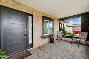 7148 W Catalina Dr, Phoenix, AZ 85033 - Photo 2