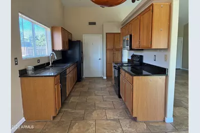 8981 W Maryland Avenue, Glendale, AZ 85305 - Photo 8