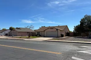 8981 W Maryland Ave, Glendale, AZ 85305 - Photo 2