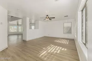 7327 W Cordes Rd, Phoenix, AZ 85043 - Photo 12