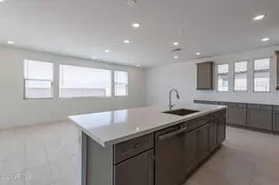 11937 W Luxton Ln, Avondale, AZ 85323 - Photo 8