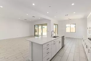 15776 W Bronco Trl, Surprise, AZ 85387 - Photo 4