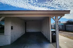 2207 W Cactus Wren Dr, Phoenix, AZ 85021 - Photo 2