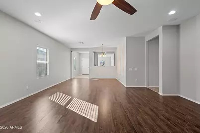 10802 W Saddlehorn Road, Peoria, AZ 85383 - Photo 6