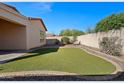 10802 W Saddlehorn Road, Peoria, AZ 85383 - Photo 2