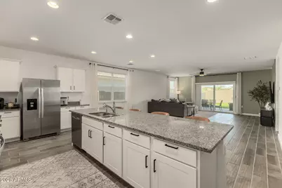 1714 W Starfire Avenue, Apache Junction, AZ 85120 - Photo 2