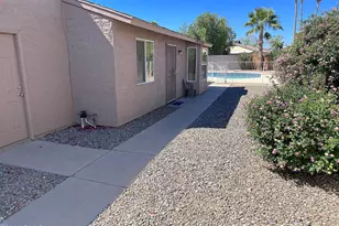 19842 N 9th St, Phoenix, AZ 85024 - Photo 2