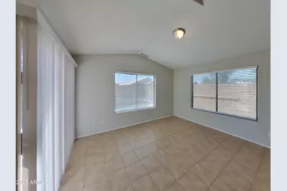 8625 W Chickasaw Street, Tolleson, AZ 85353 - Photo 4