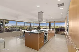 7167 E Rancho Vista Dr, Scottsdale, AZ 85251 - Photo 12